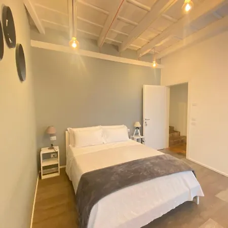 Rumi 4* Como